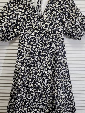 Shareling M Floral Puff Sleeve Tie Back Short A-Line Dress Black White Yellow
